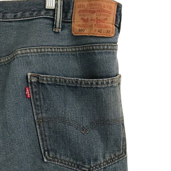 Vintage Levi’s 550 relaxed fit blue denim jeans 42 - Picture 5 of 7